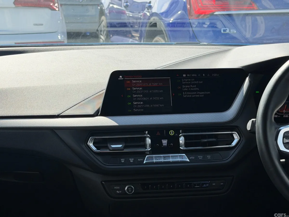 BMW 1-Series Hatchback, Petrol, 2019, Blue