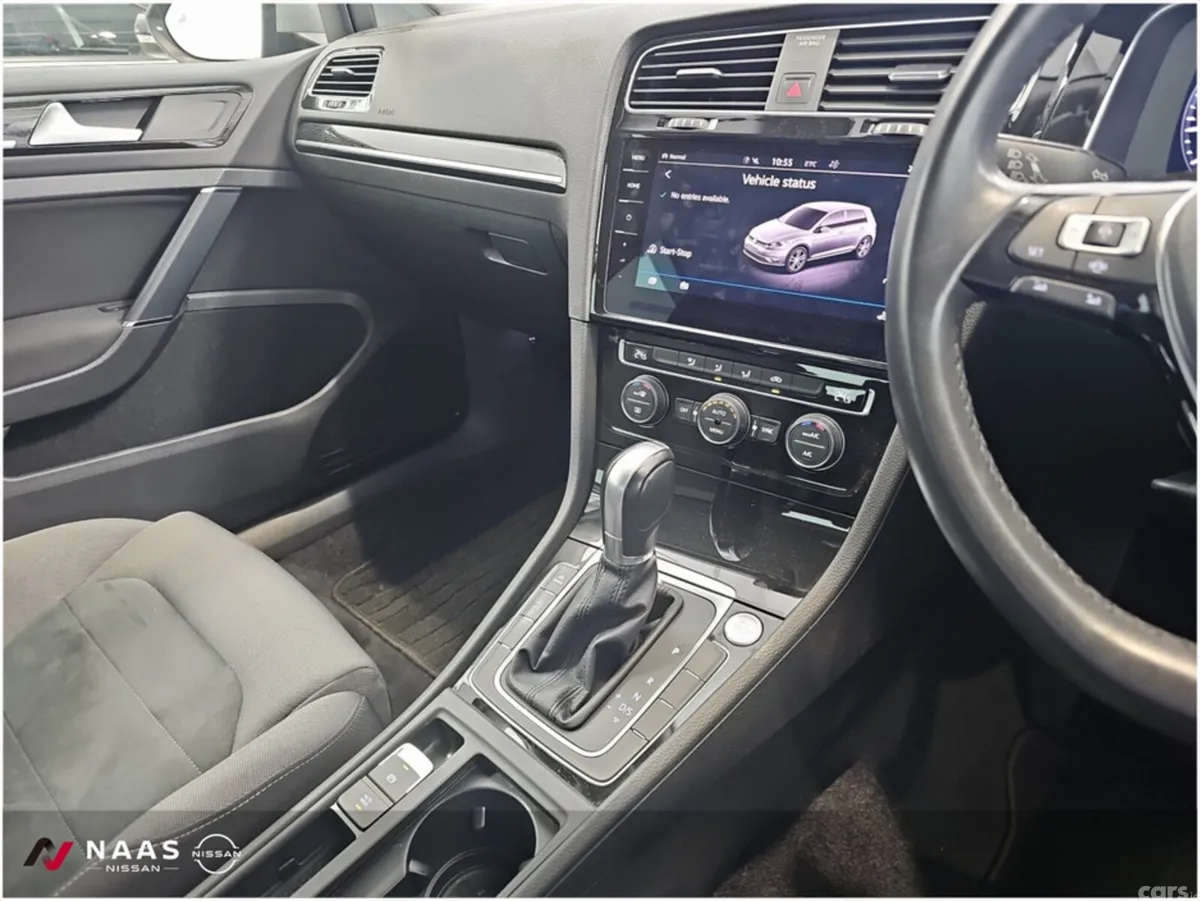 Volkswagen Golf Hatchback, Petrol, 2019, Silver