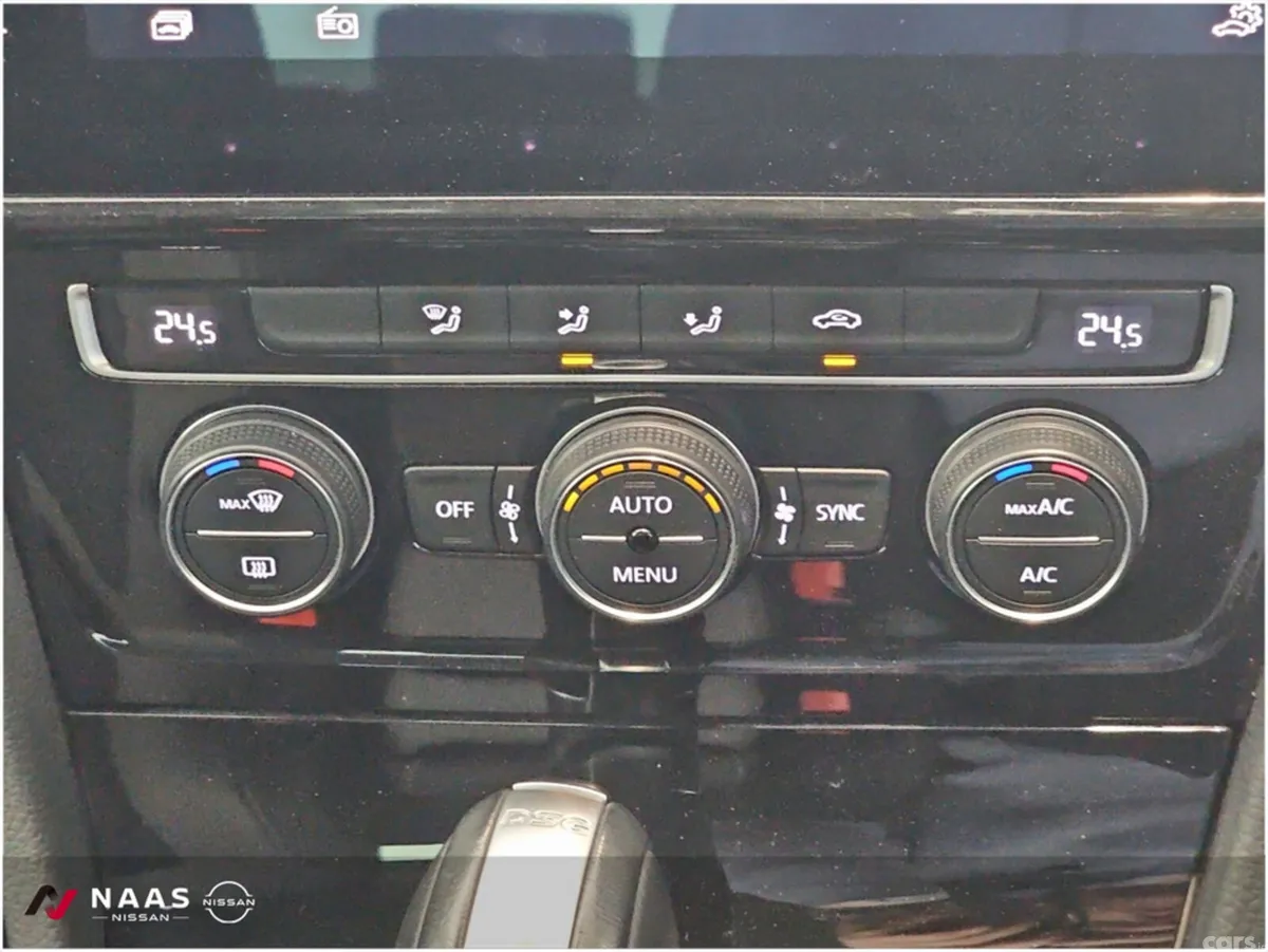 Volkswagen Golf Hatchback, Petrol, 2019, Silver