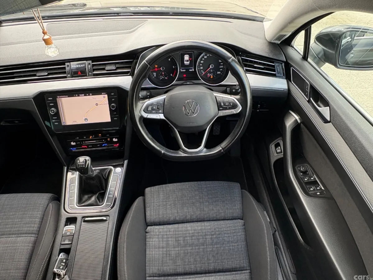Volkswagen Passat Saloon, Diesel, 2021, Grey