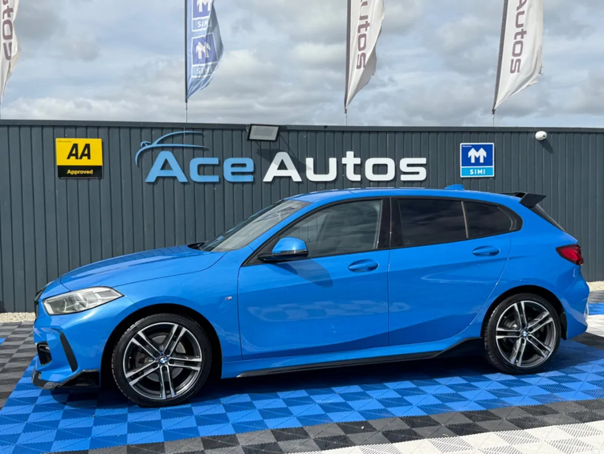 BMW 1-Series Hatchback, Petrol, 2019, Blue