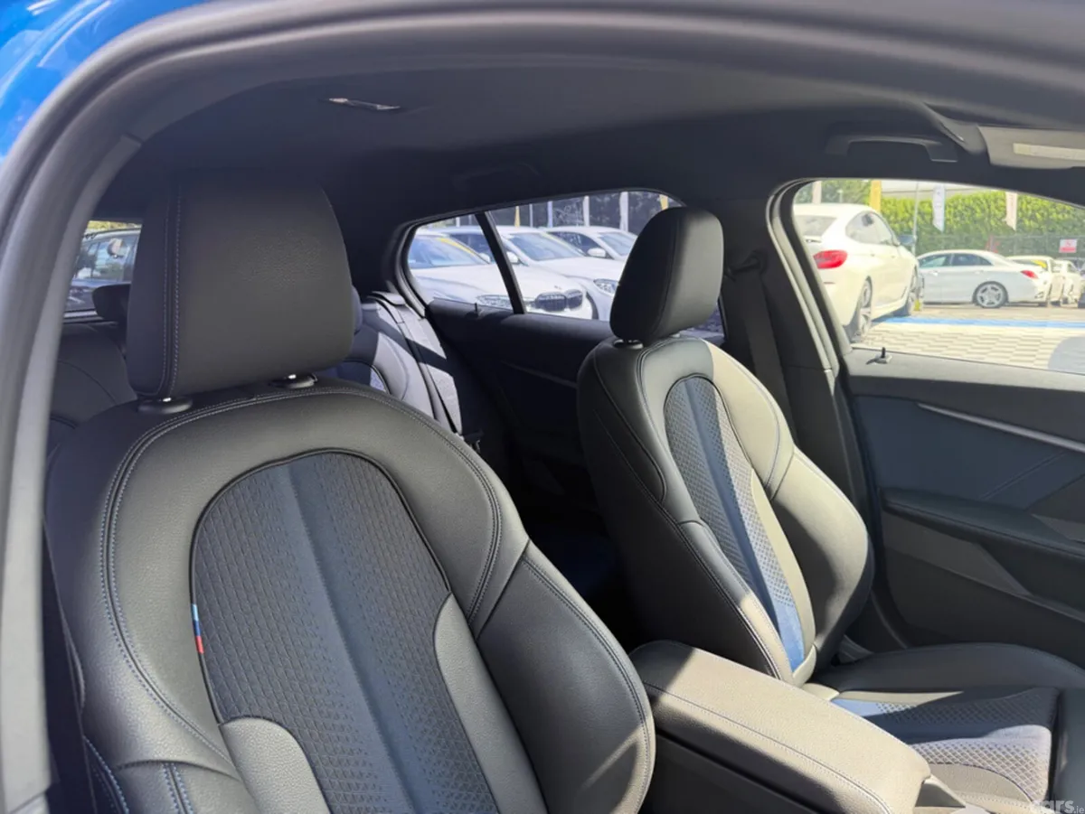 BMW 1-Series Hatchback, Petrol, 2019, Blue