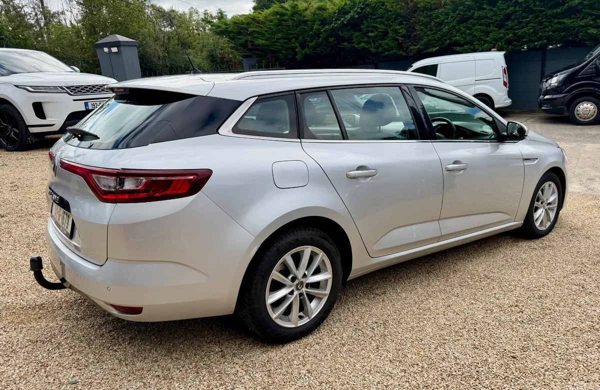 Renault Megane Estate, Diesel, 2017, Grey