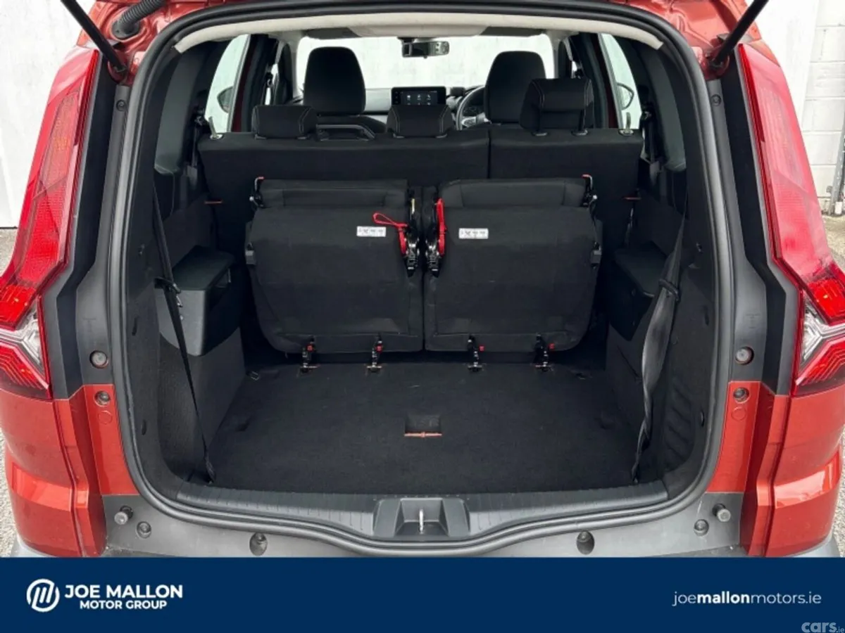 Dacia Jogger MPV, Petrol, 2023, Brown