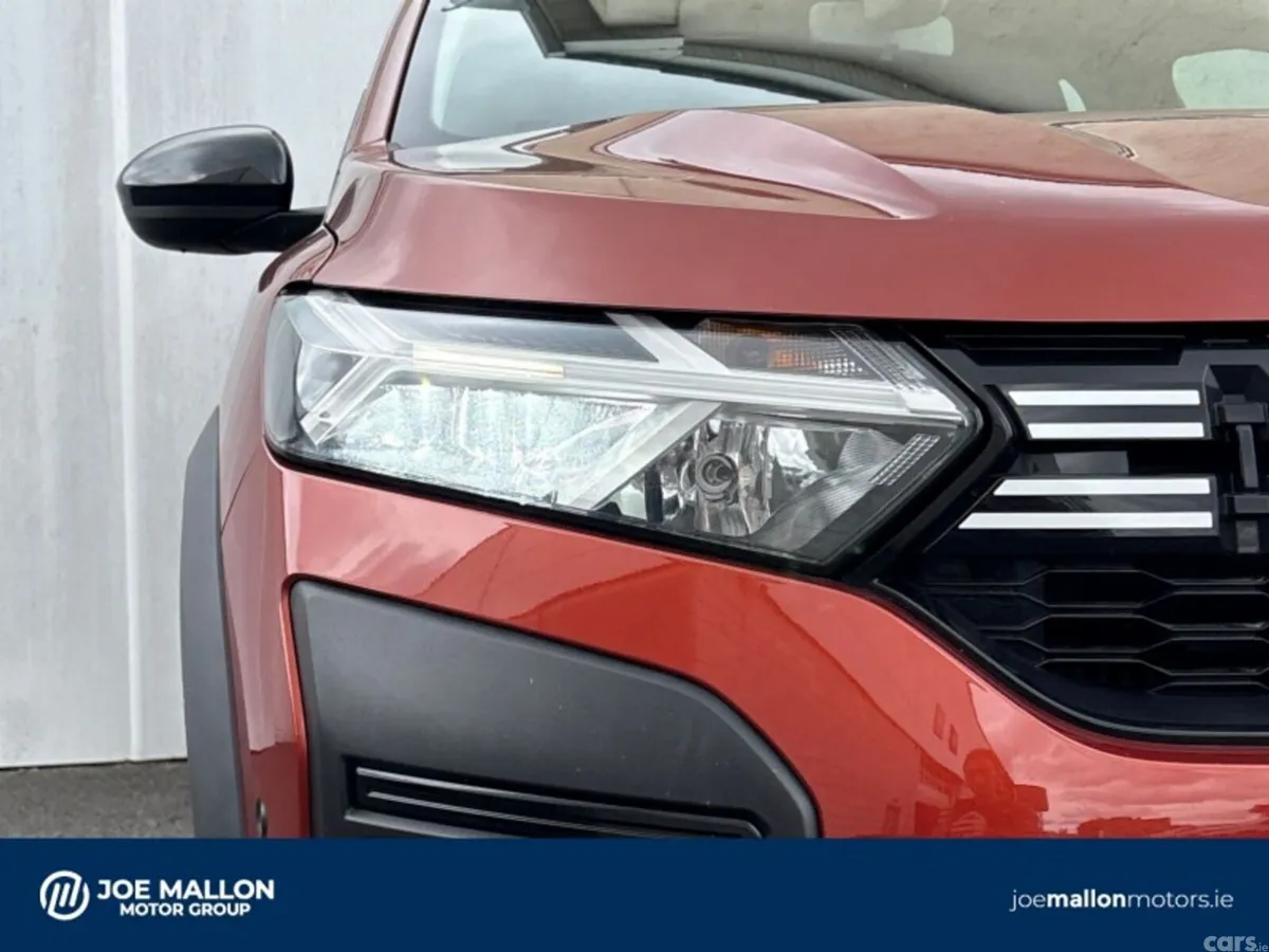 Dacia Jogger MPV, Petrol, 2023, Brown