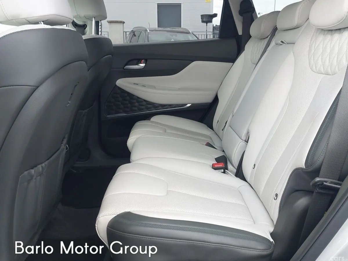 Hyundai Santa Fe SUV, Petrol Plug-in Hybrid, 2022, Grey