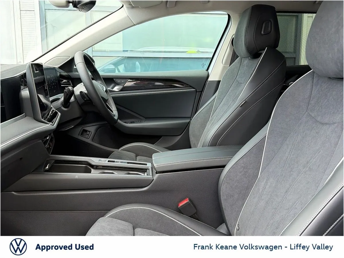 Volkswagen Passat Estate, Petrol Plug-in Hybrid, 2026, Silver