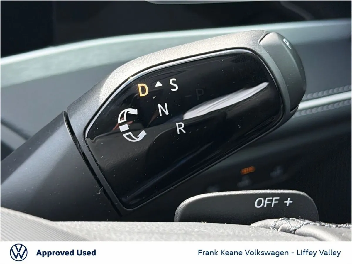 Volkswagen Passat Estate, Petrol Plug-in Hybrid, 2026, Silver