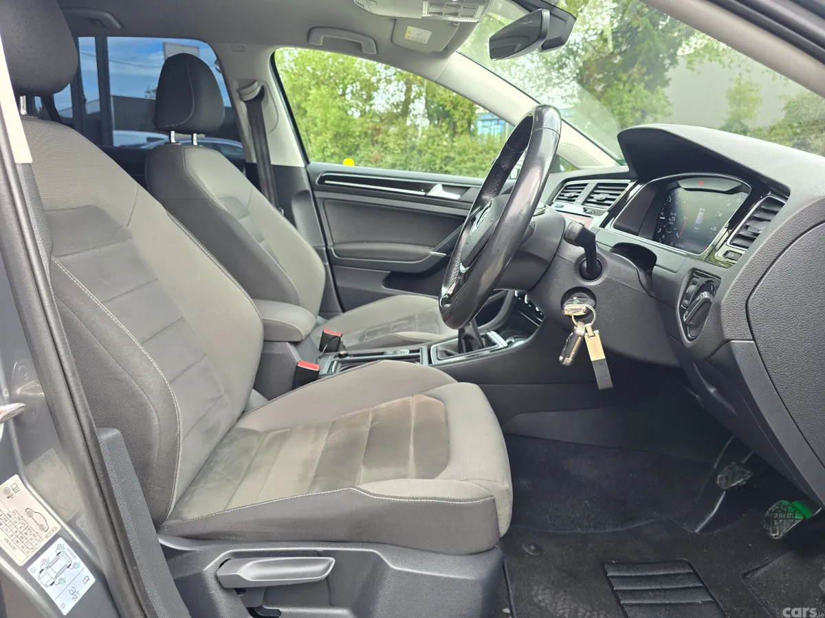 Volkswagen Golf Estate, Diesel, 2017, Grey