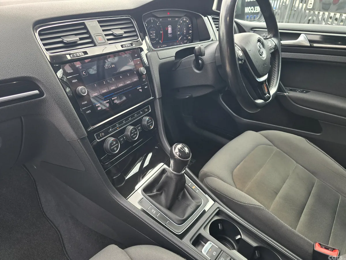 Volkswagen Golf Estate, Diesel, 2017, Grey