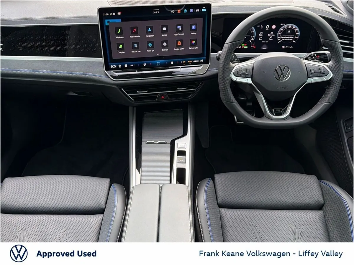Volkswagen Passat Estate, Petrol Plug-in Hybrid, 2027, Silver