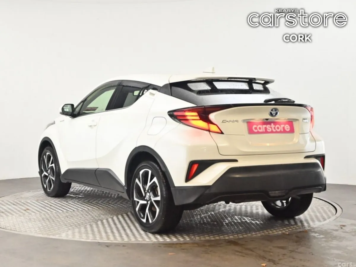 Toyota C-HR SUV, Petrol Hybrid, 2020, White