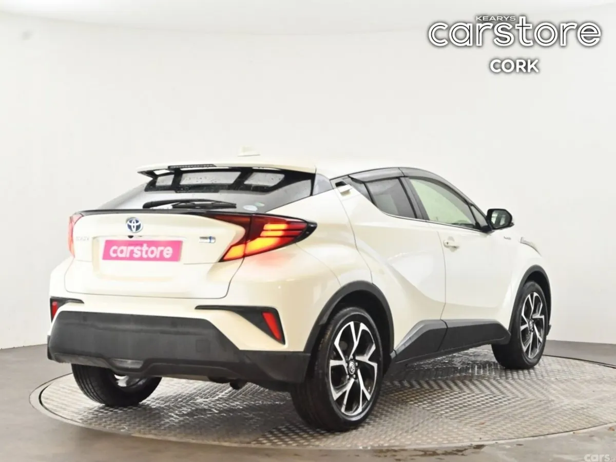 Toyota C-HR SUV, Petrol Hybrid, 2020, White