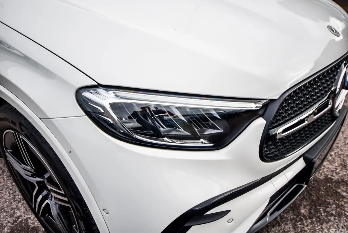 Mercedes-Benz GLC SUV, Diesel Hybrid, 2026, White