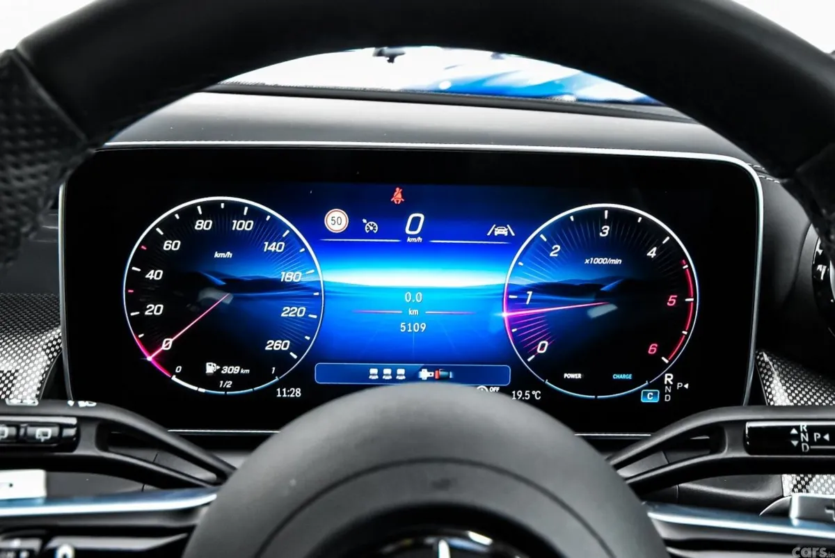 Mercedes-Benz GLC SUV, Diesel Hybrid, 2026, White
