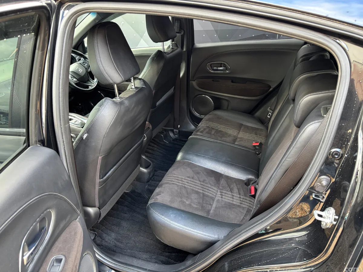 Honda Vezel Hatchback, Petrol Hybrid, 2018, Black