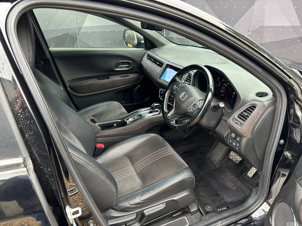 Honda Vezel Hatchback, Petrol Hybrid, 2018, Black