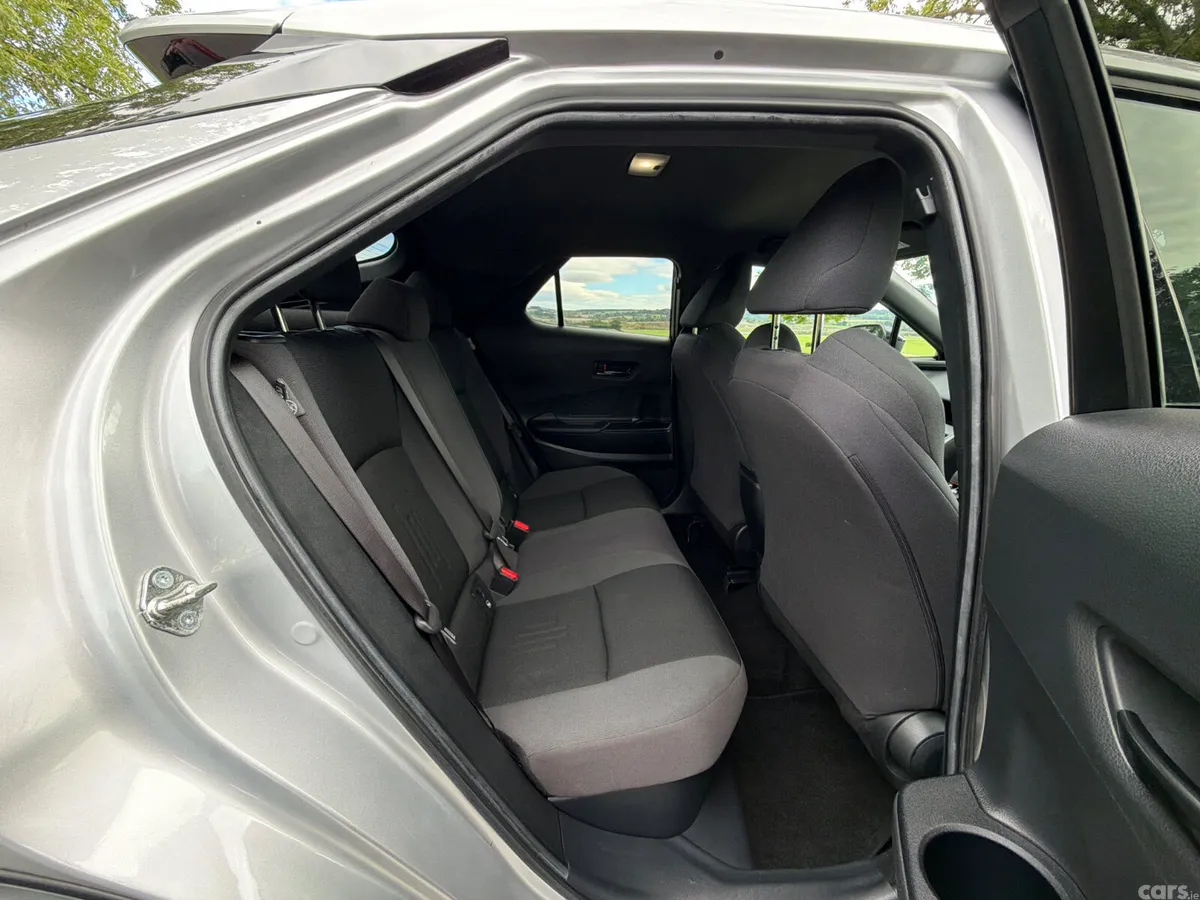 Toyota C-HR Hatchback, Petrol Hybrid, 2024, Grey