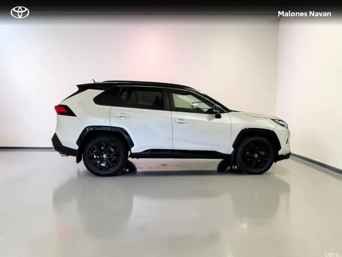 Toyota RAV4 SUV, Petrol Hybrid, 2024, White