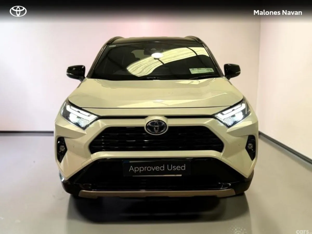 Toyota RAV4 SUV, Petrol Hybrid, 2024, White