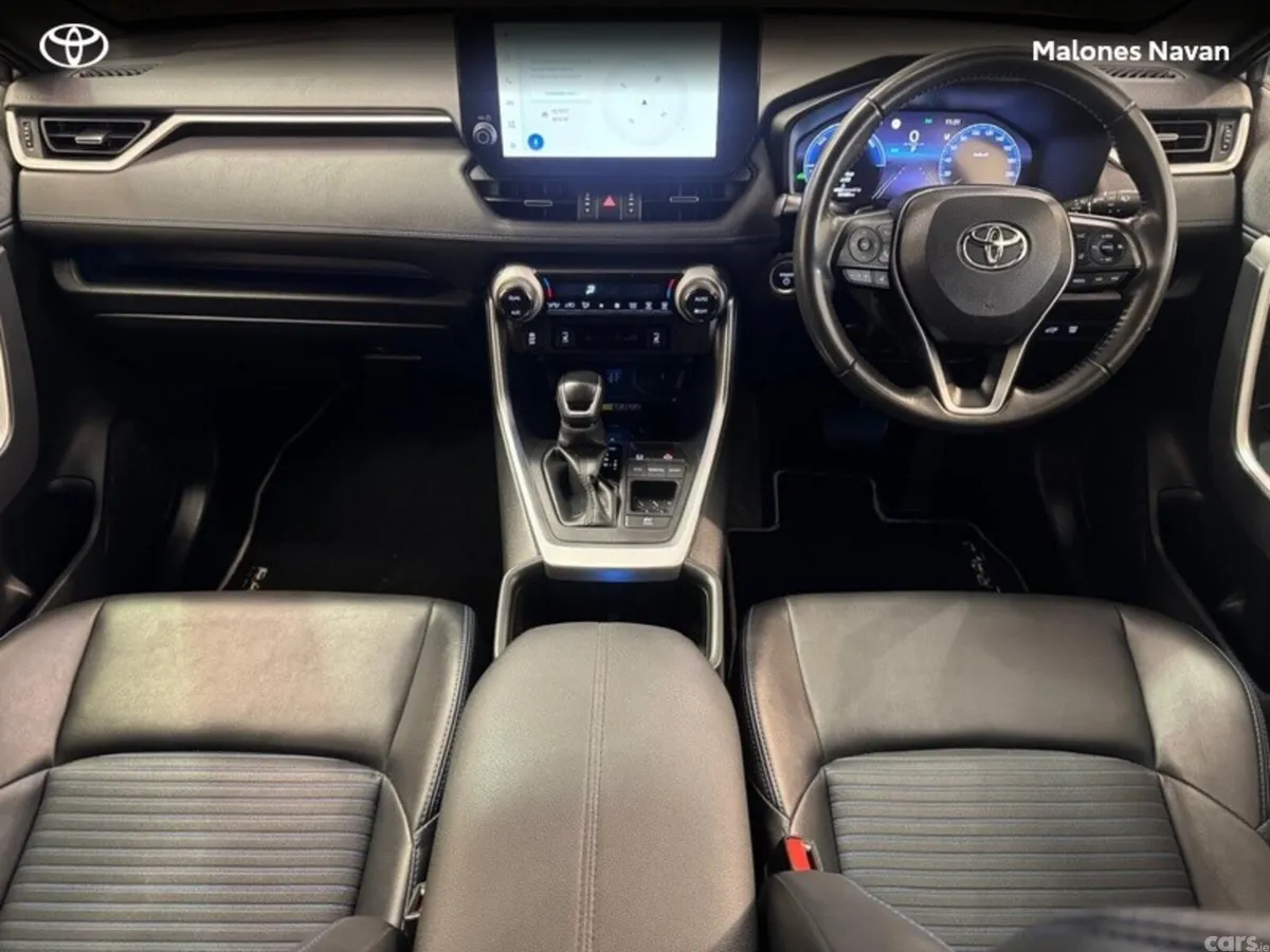 Toyota RAV4 SUV, Petrol Hybrid, 2024, White