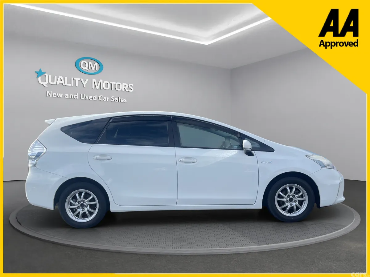Toyota Prius MPV, Petrol Hybrid, 2013, White