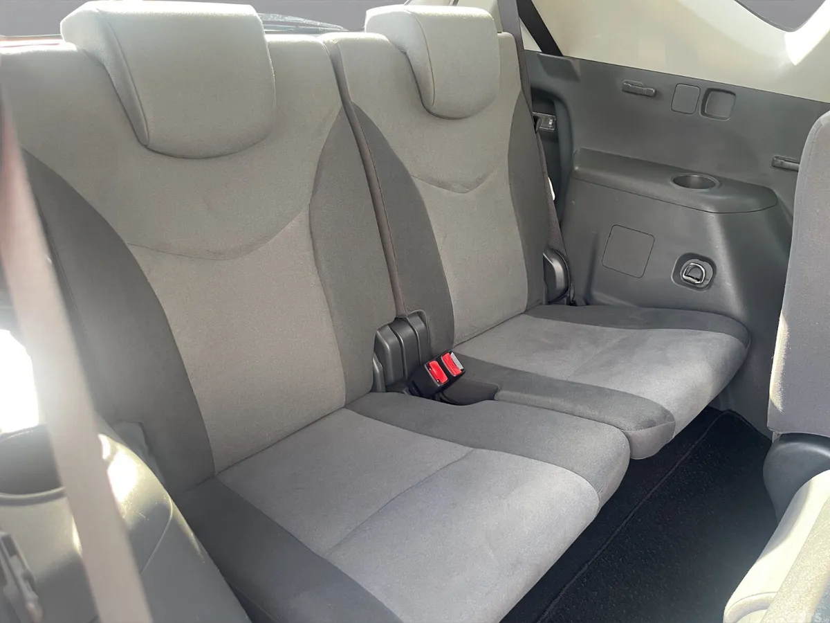 Toyota Prius MPV, Petrol Hybrid, 2013, White
