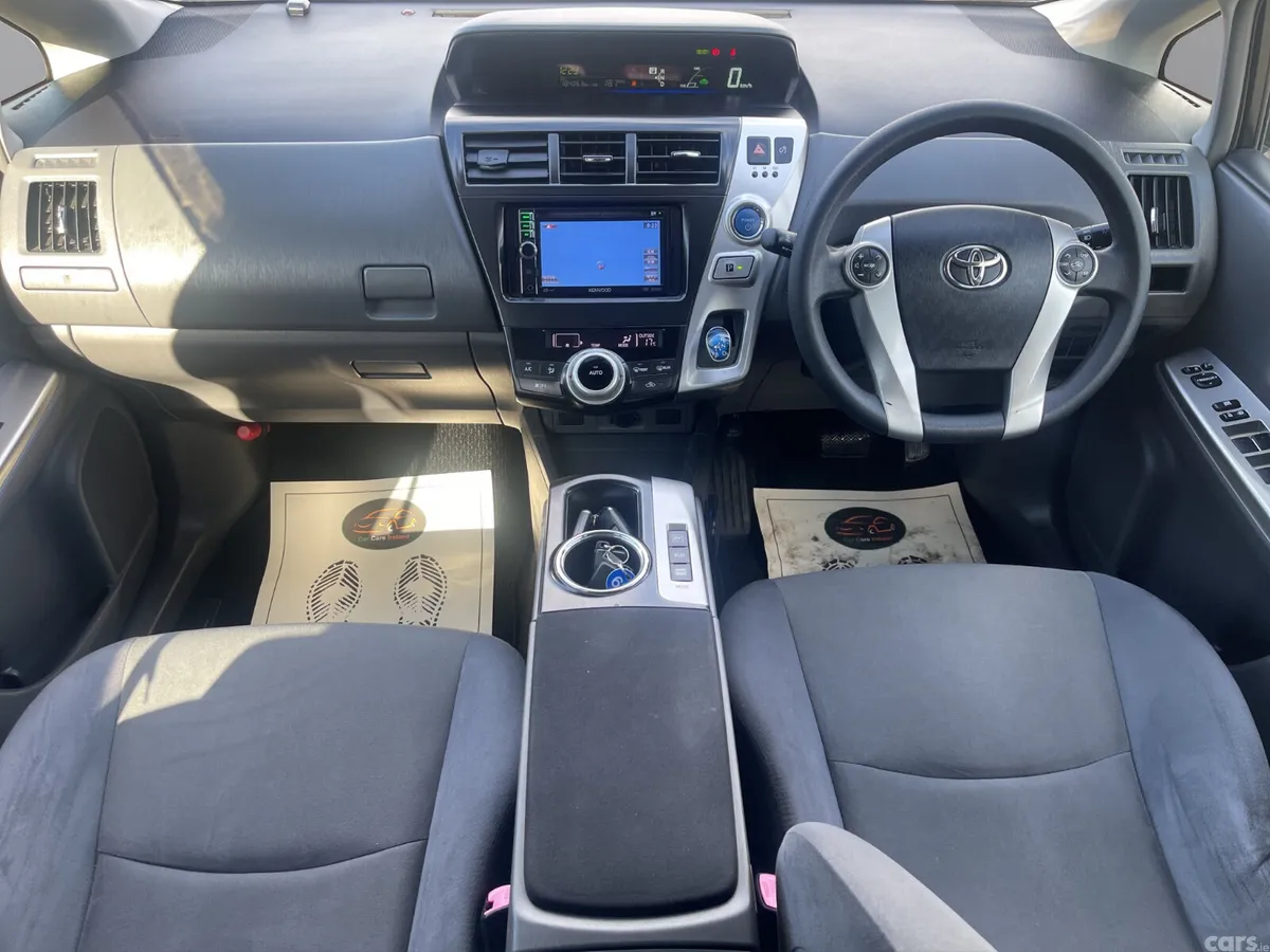Toyota Prius MPV, Petrol Hybrid, 2013, White