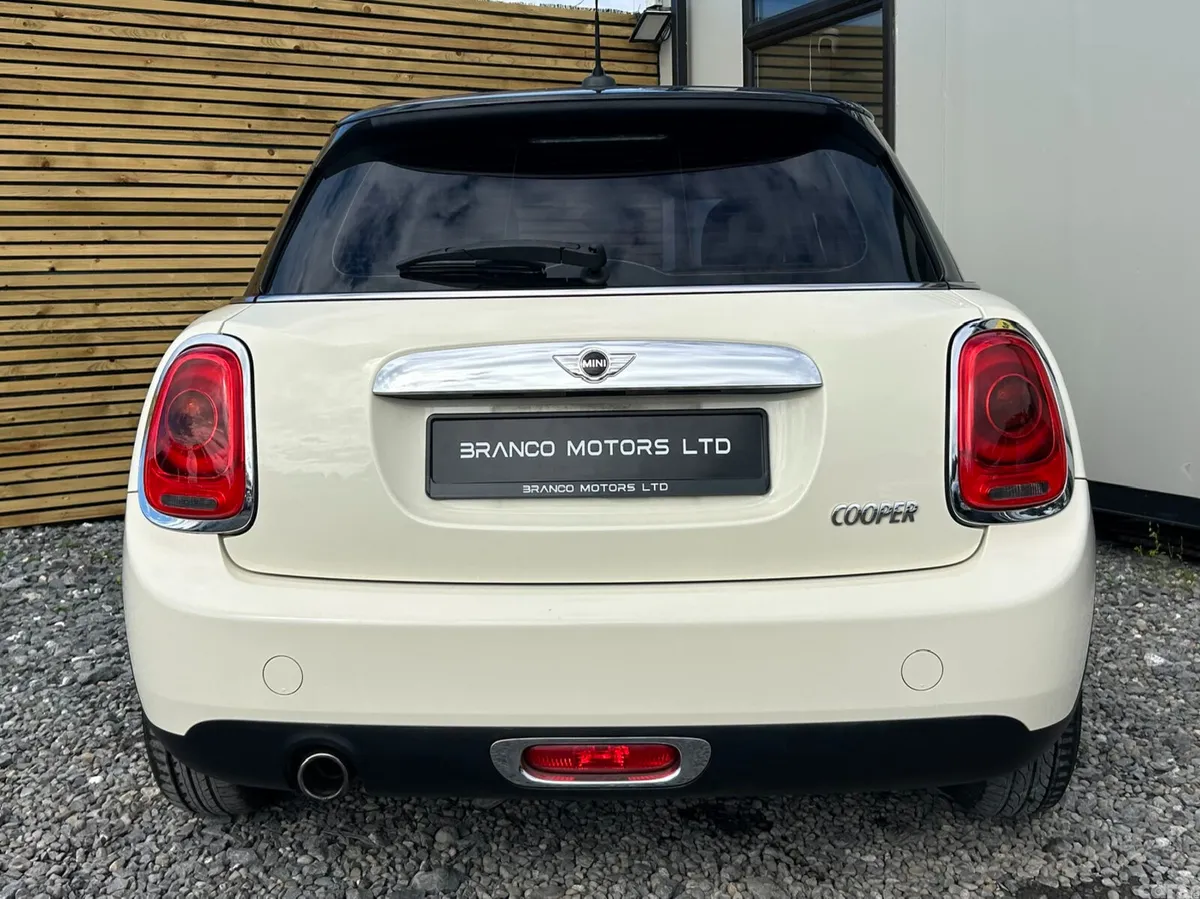 Mini Cooper Hatchback, Petrol, 2016, White