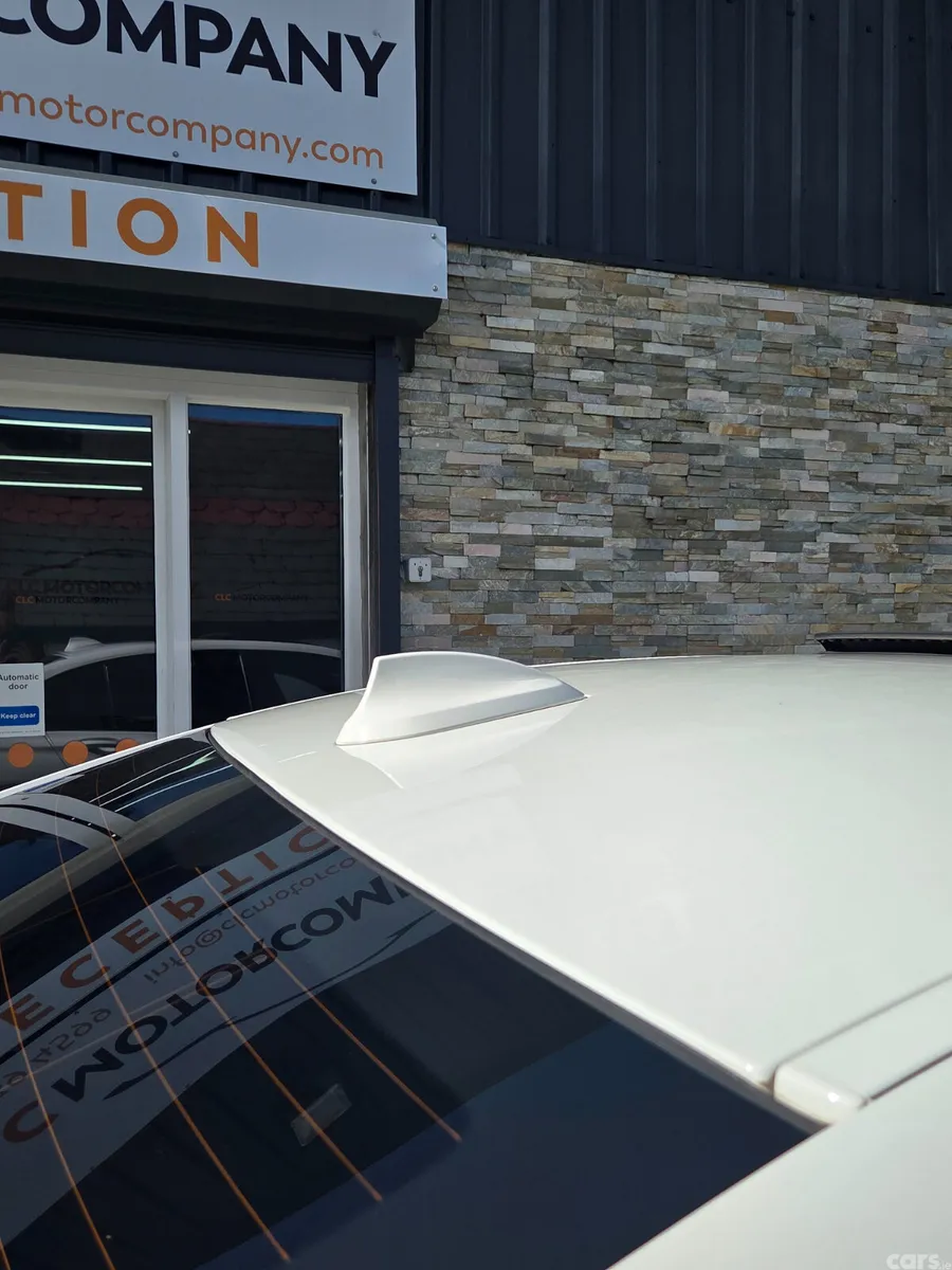 BMW 7-Series Saloon, Petrol Plug-in Hybrid, 2018, White