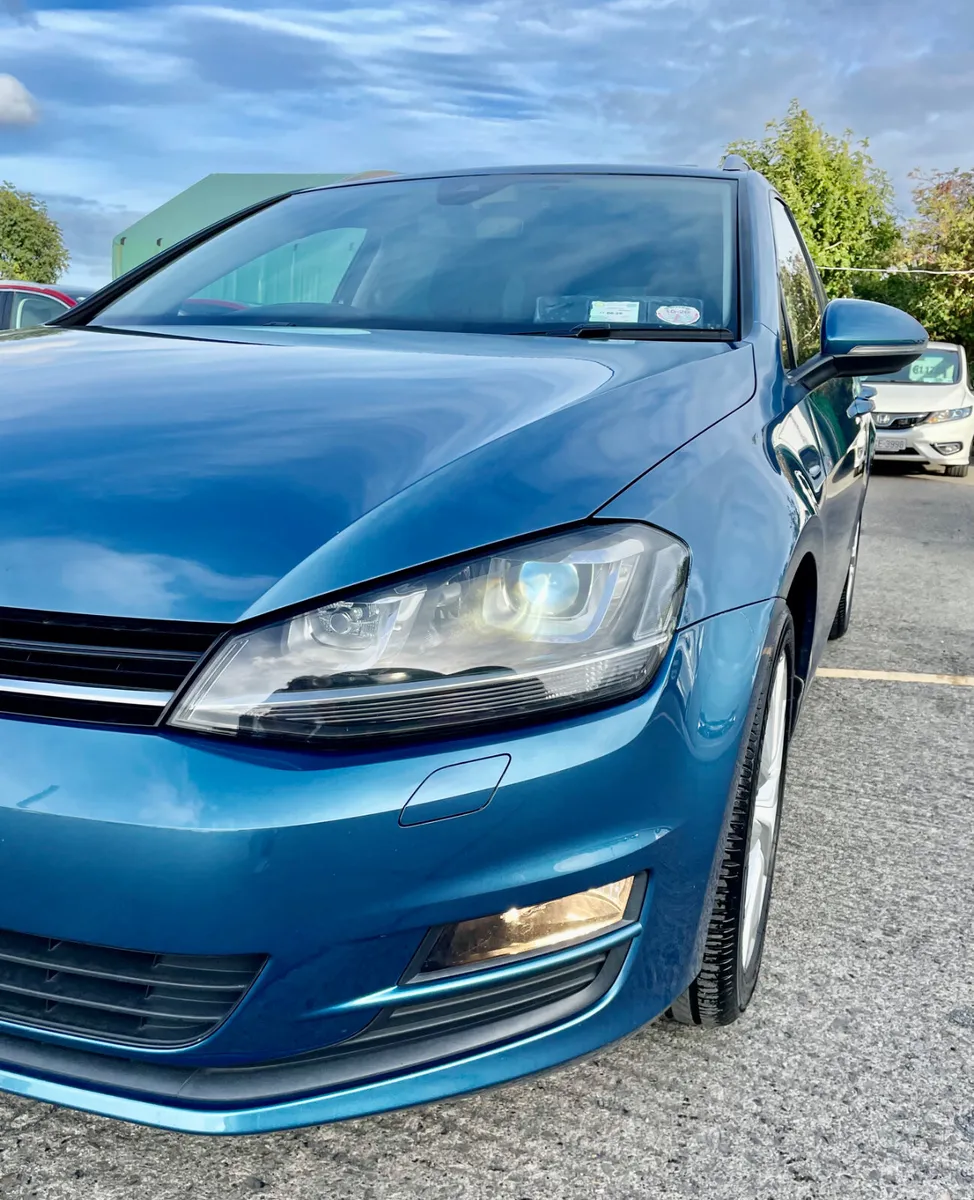 Volkswagen Golf Estate, Petrol, 2017, Blue
