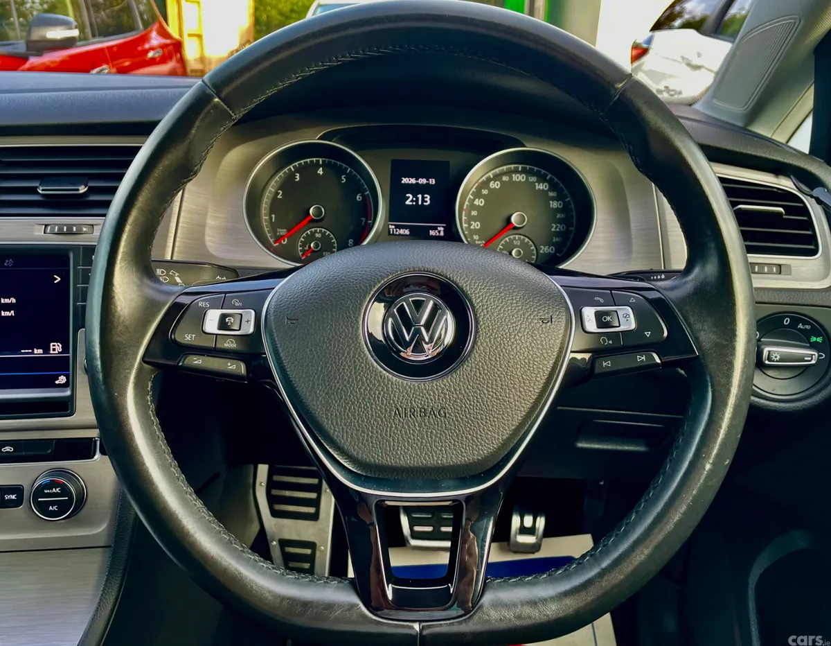 Volkswagen Golf Estate, Petrol, 2017, Blue