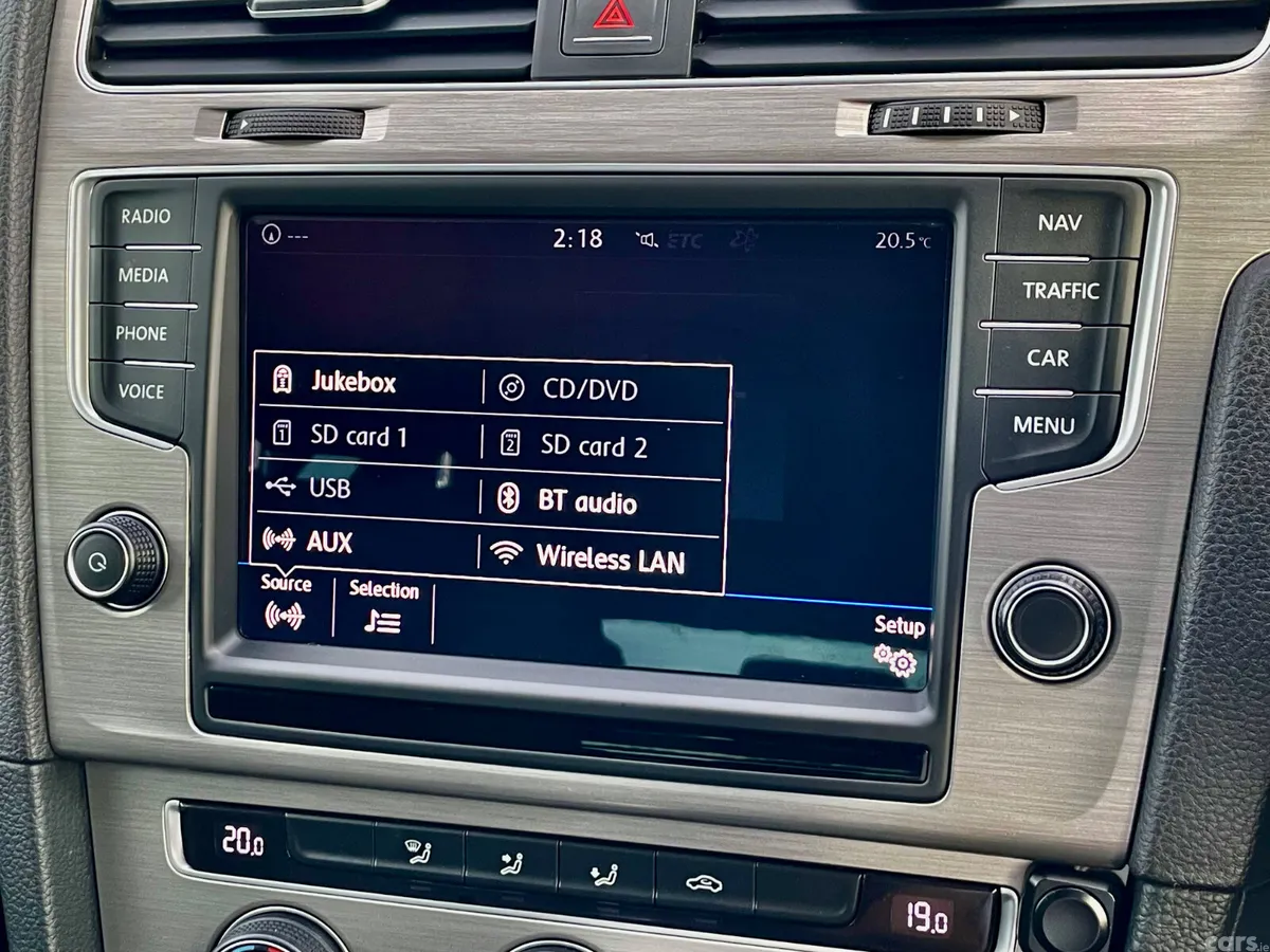 Volkswagen Golf Estate, Petrol, 2017, Blue