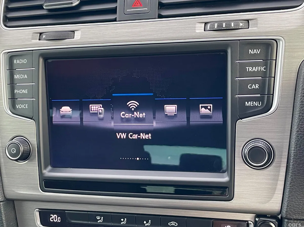 Volkswagen Golf Estate, Petrol, 2017, Blue