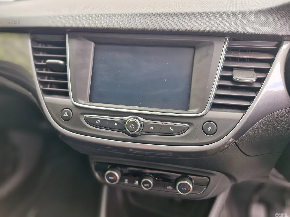 Opel Crossland X SUV, Diesel, 2018, White