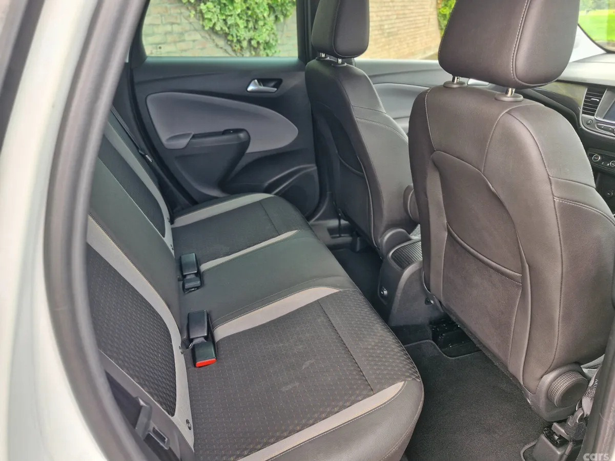 Opel Crossland X SUV, Diesel, 2018, White