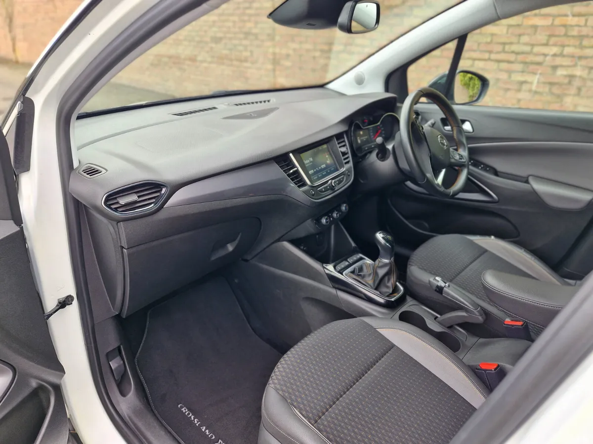 Opel Crossland X SUV, Diesel, 2018, White