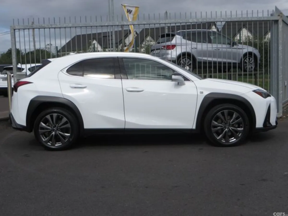 Lexus UX Estate, Petrol Hybrid, 2023, White