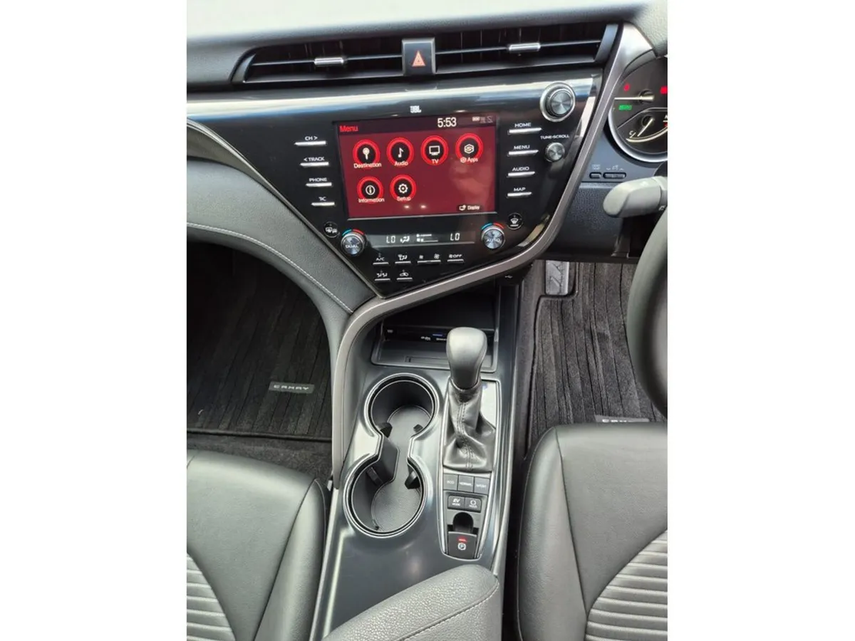 Toyota Camry Saloon, Petrol Hybrid, 2020, Red