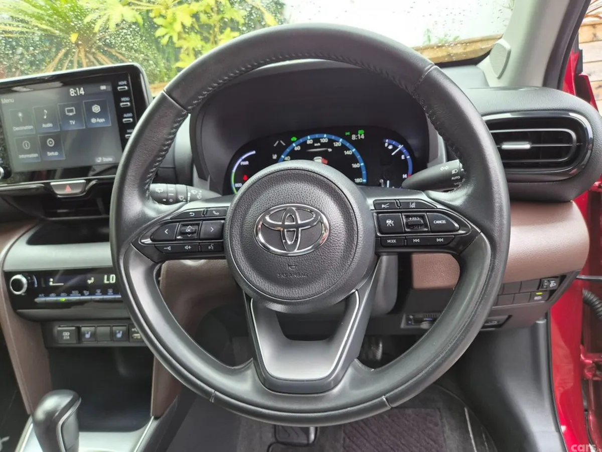 Toyota Yaris Cross SUV, Petrol Hybrid, 2022, Red