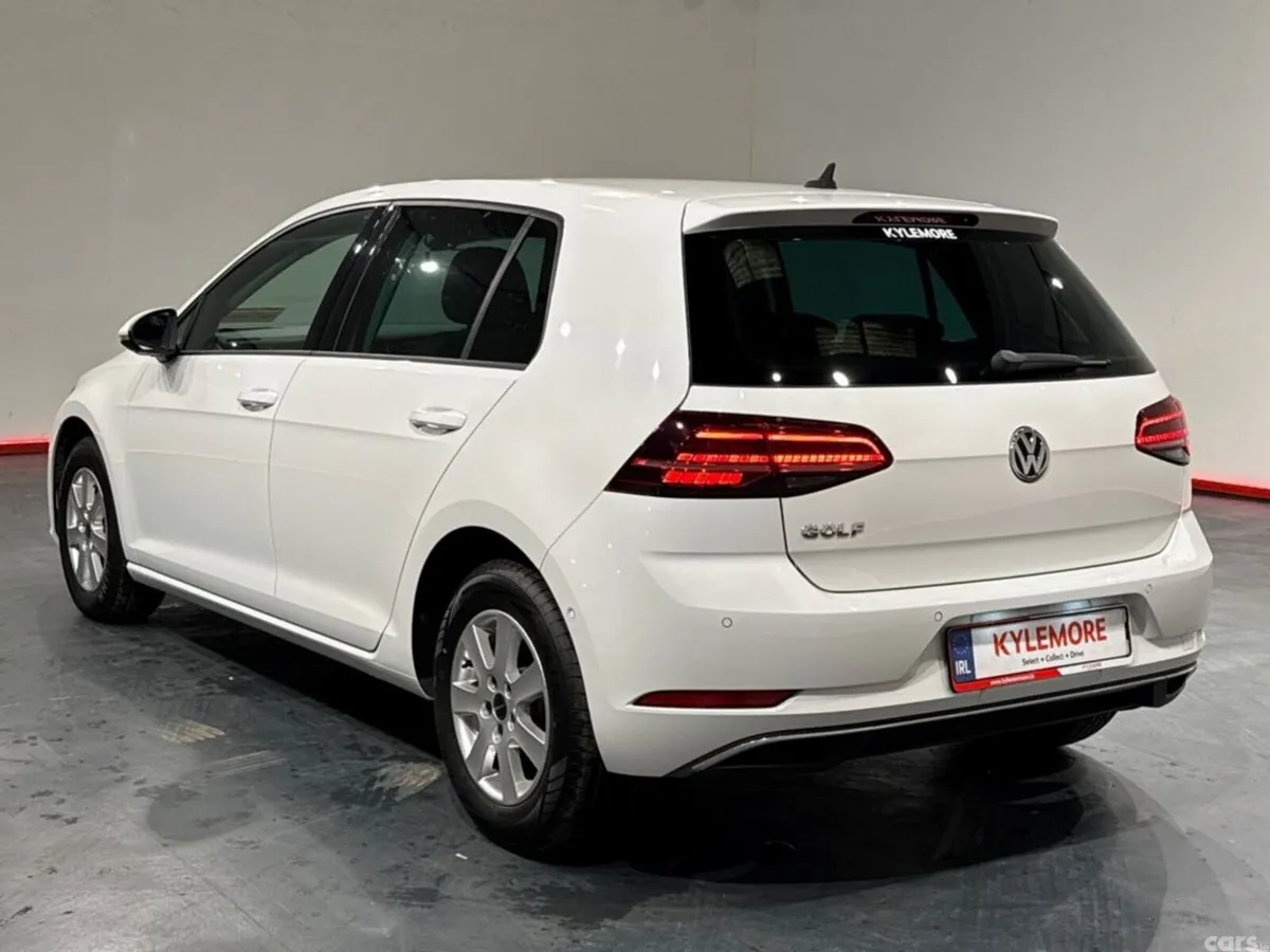 Volkswagen Golf Hatchback, Petrol, 2019, White