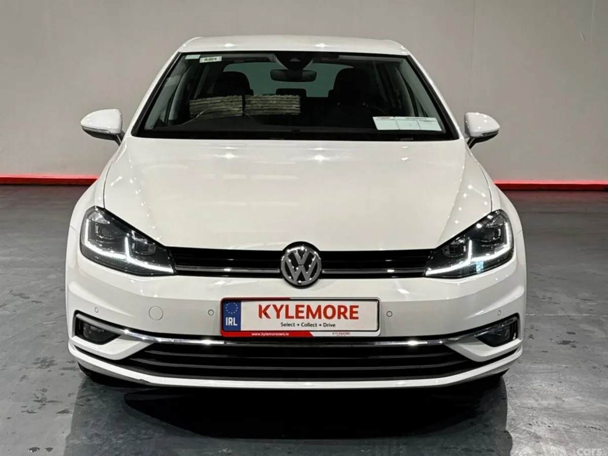 Volkswagen Golf Hatchback, Petrol, 2019, White