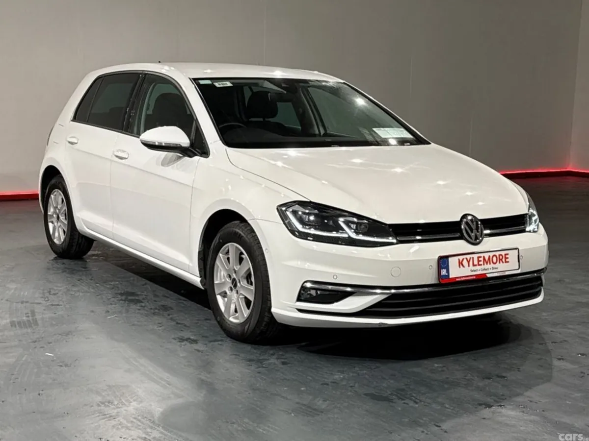 Volkswagen Golf Hatchback, Petrol, 2019, White