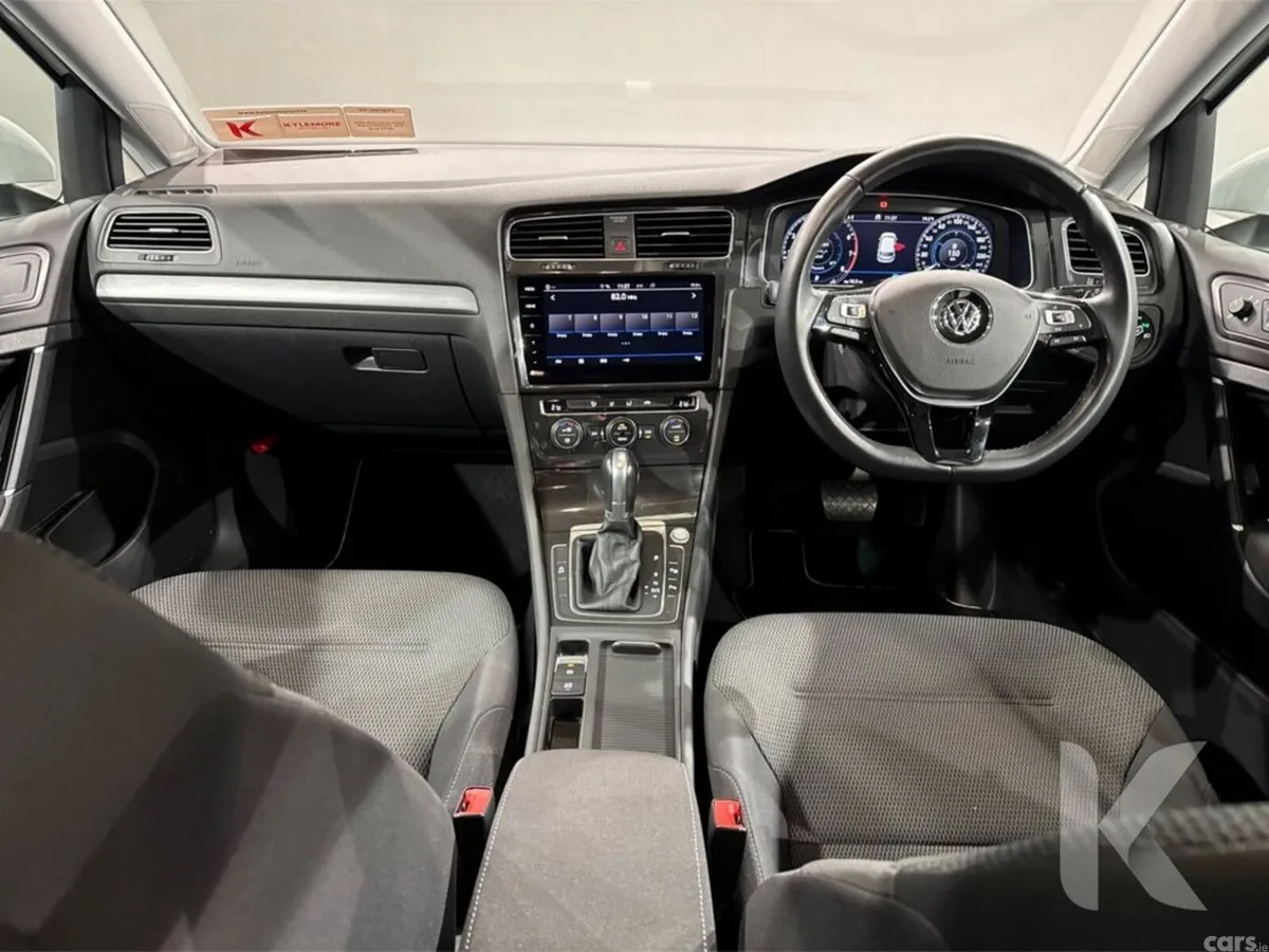 Volkswagen Golf Hatchback, Petrol, 2019, White