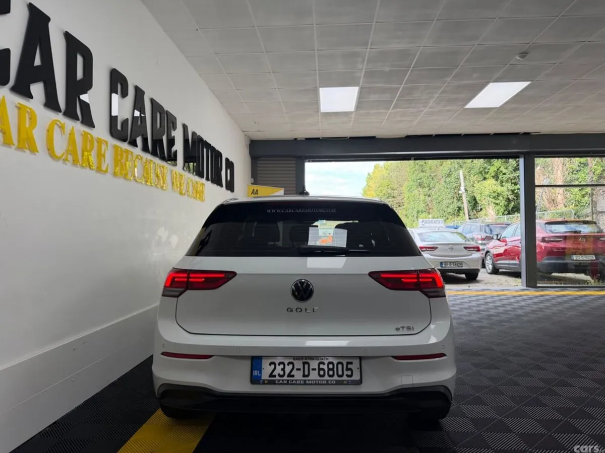 Volkswagen Golf Estate, Petrol, 2023, White