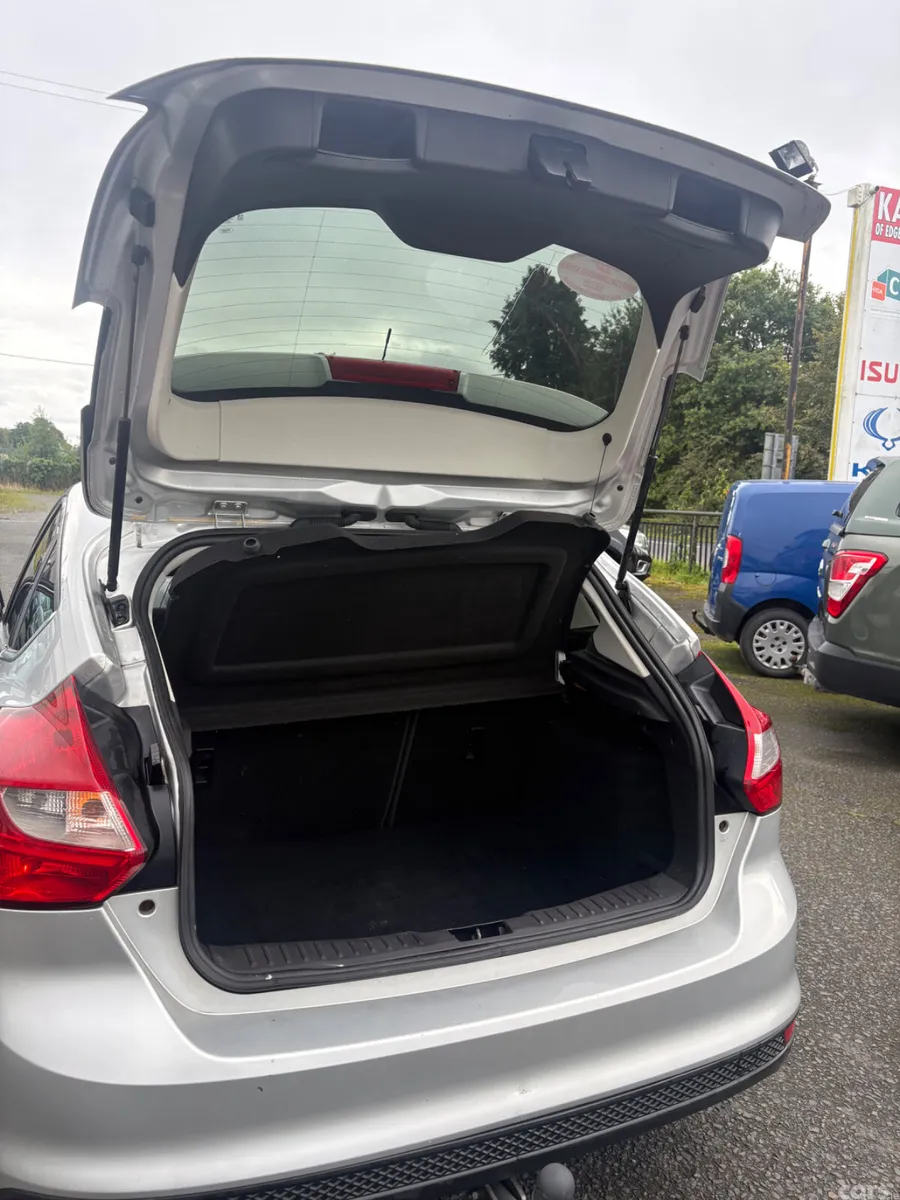 Ford Focus Hatchback, Diesel, 2014, Silver