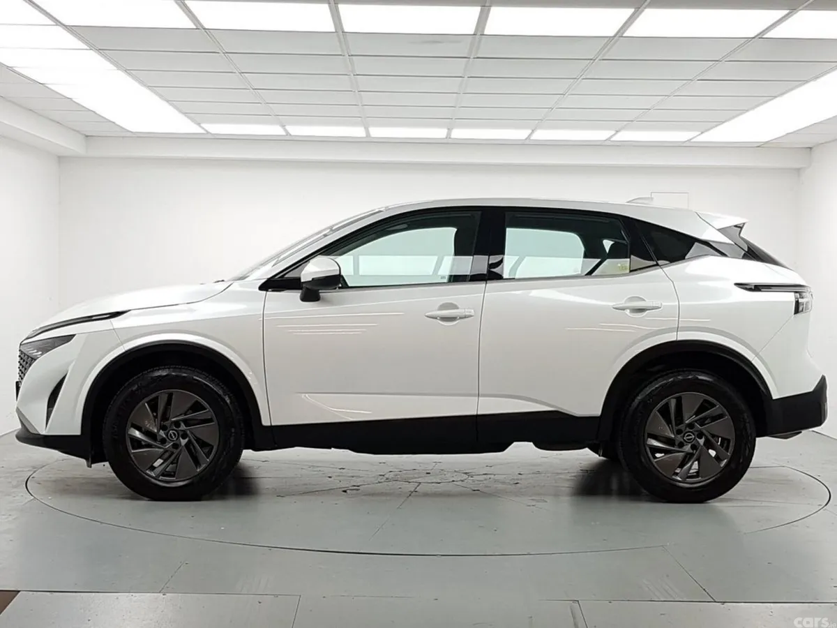 Nissan Qashqai MPV, Petrol, 2026, White
