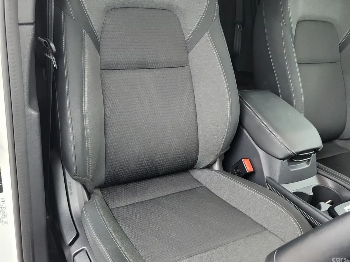Nissan Qashqai MPV, Petrol, 2024, White