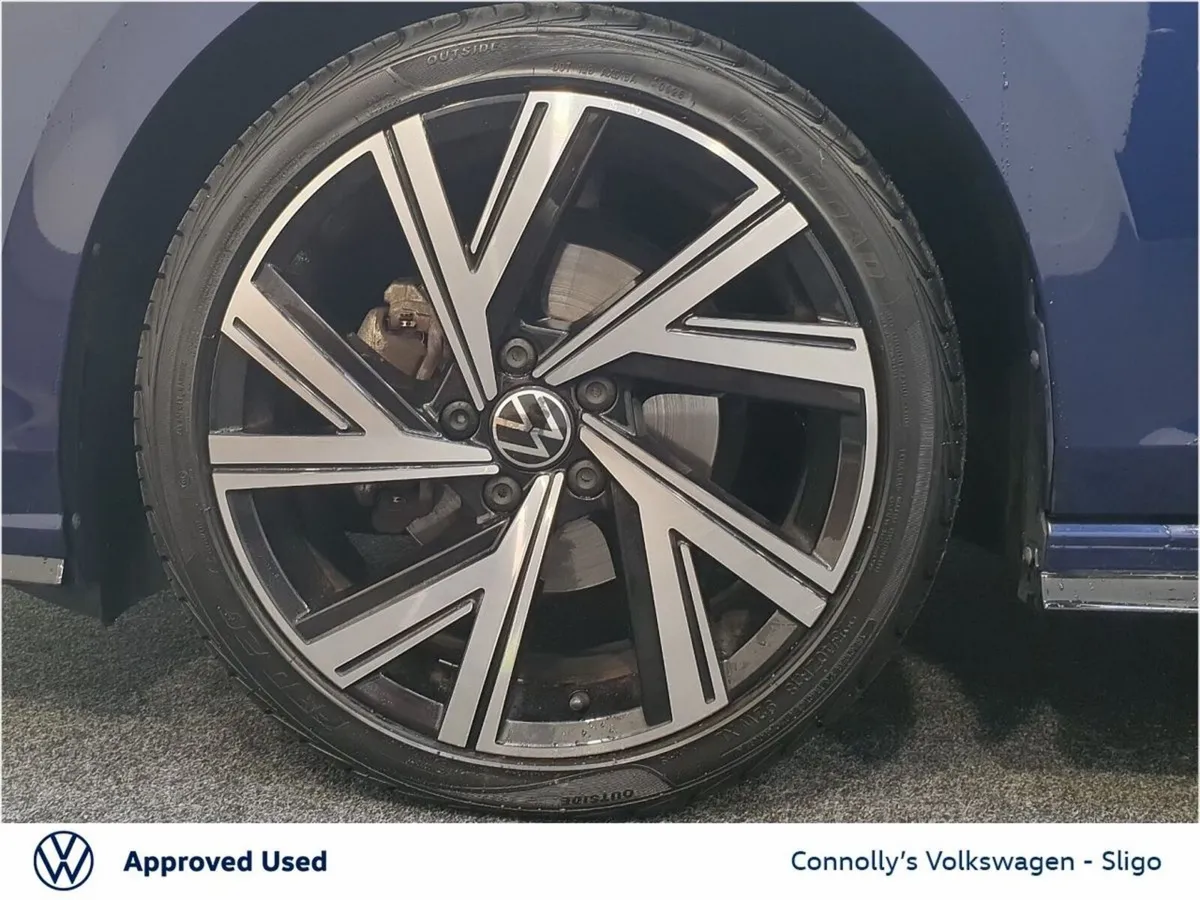 Volkswagen Golf Hatchback, Petrol, 2024, Blue