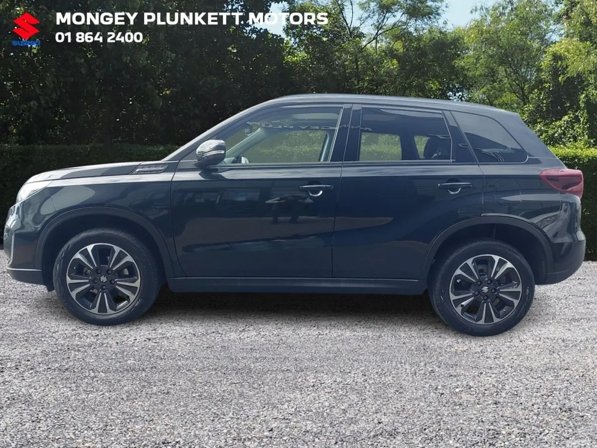 Suzuki Vitara SUV, Petrol, 2023, Black